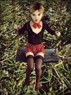 1girl 3dart blonde_hair clothed fanart loli Sarah Sarah_Miller schoolgirl stockings // 1620x2160 // 950KB